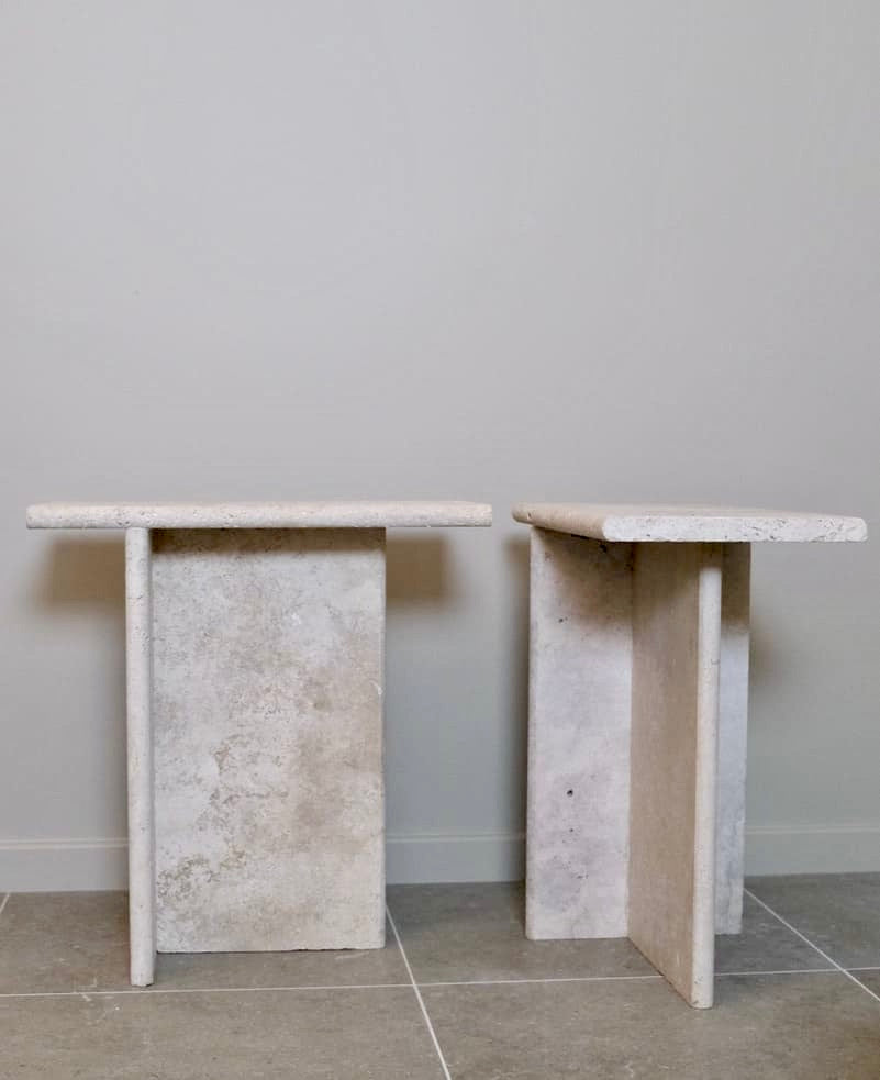 Tables d'appoint en travertin - Mobilier - La Nouvelle Galerie