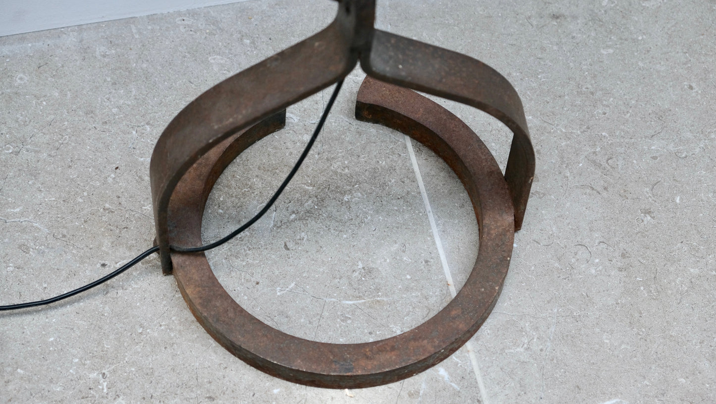 Lampadaire chaîne brutaliste - Luminaires - La Nouvelle Galerie