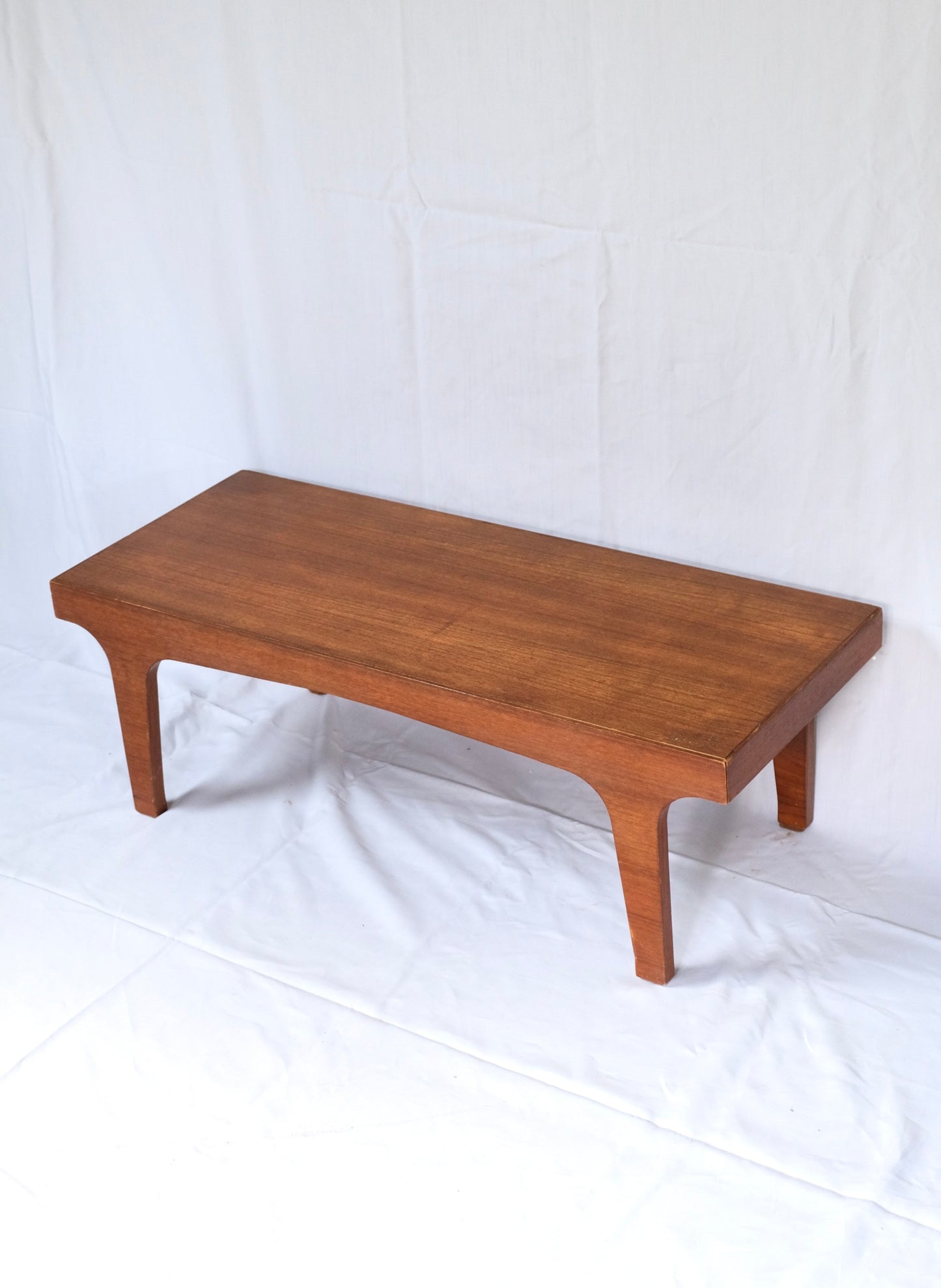 Table basse scandinave - Tables - Mobilier - La Nouvelle Galerie