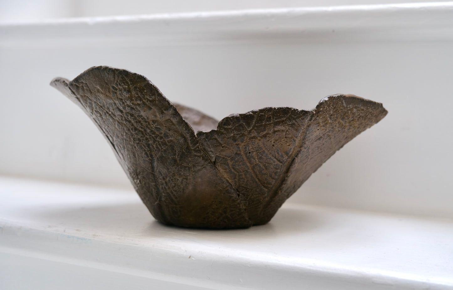 Coupe en céramique feuillage - Objets d'art - La Nouvelle Galerie