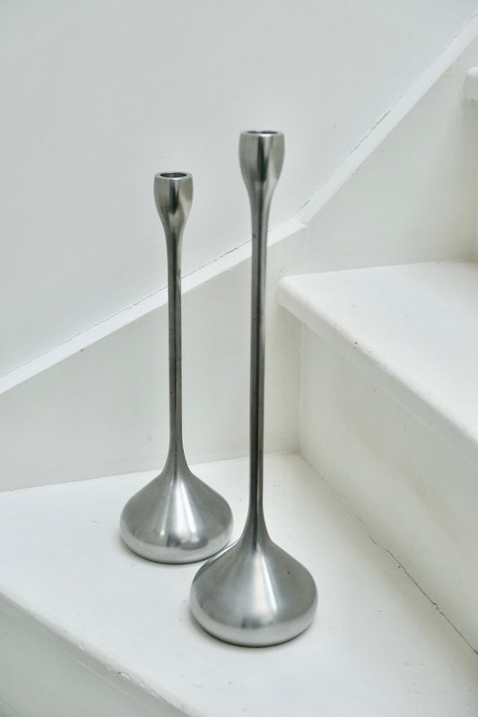 Bougeoirs en aluminium brossé