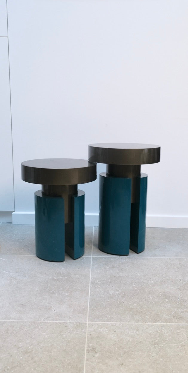 Paire de tables d'appoint en laque - Tables - La Nouvelle Galerie