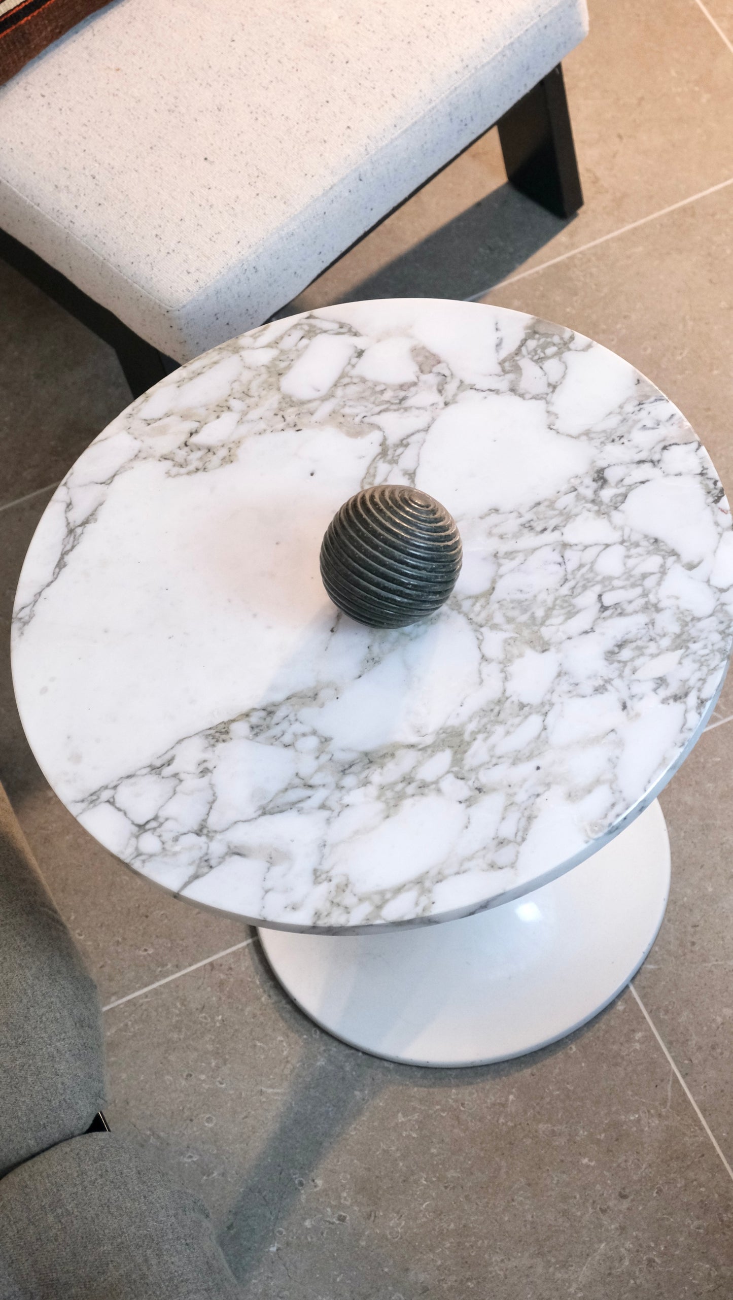 Table tulipe en marbre - Tables - La Nouvelle Galerie
