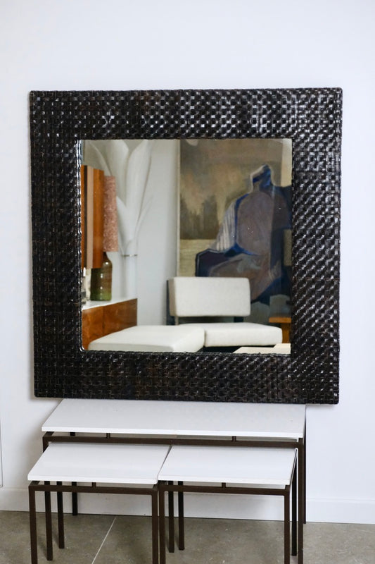 Grand miroir en rotin tressé