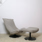 Fauteuil lounge et pouf Geoffrey Harcourt - Assises - La Nouvelle Galerie