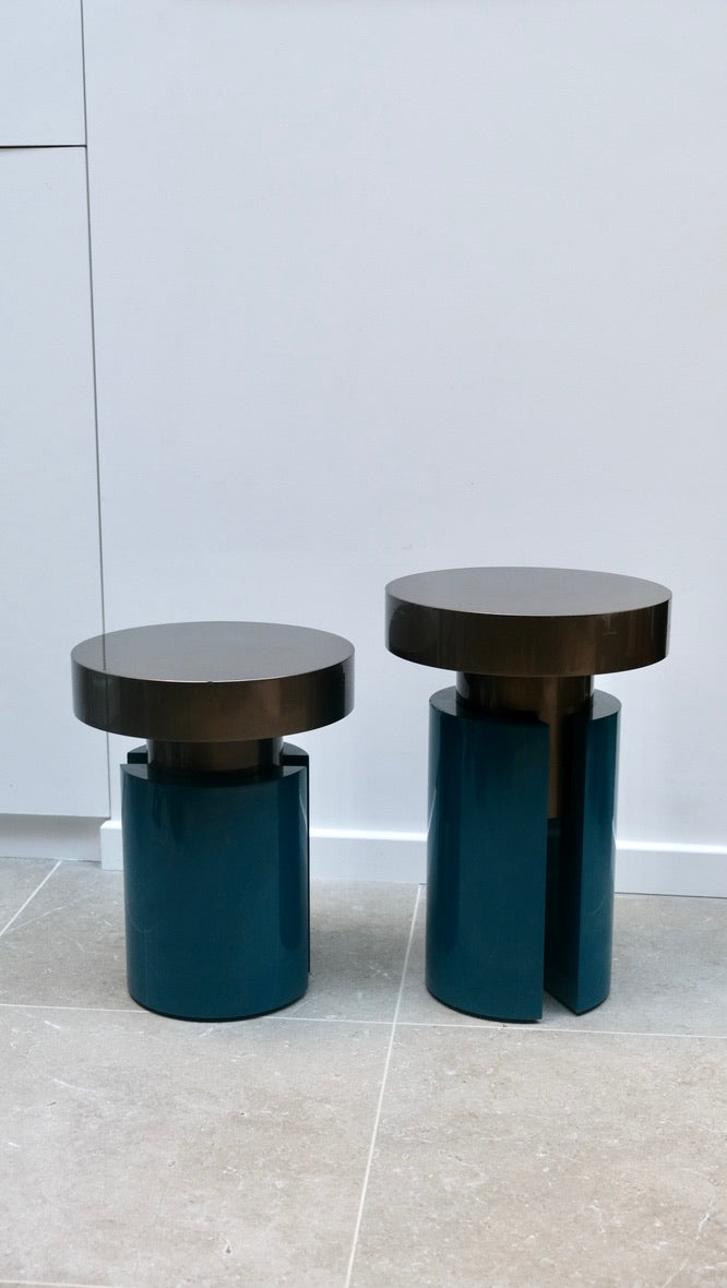 Paire de tables d'appoint en laque - Tables - La Nouvelle Galerie