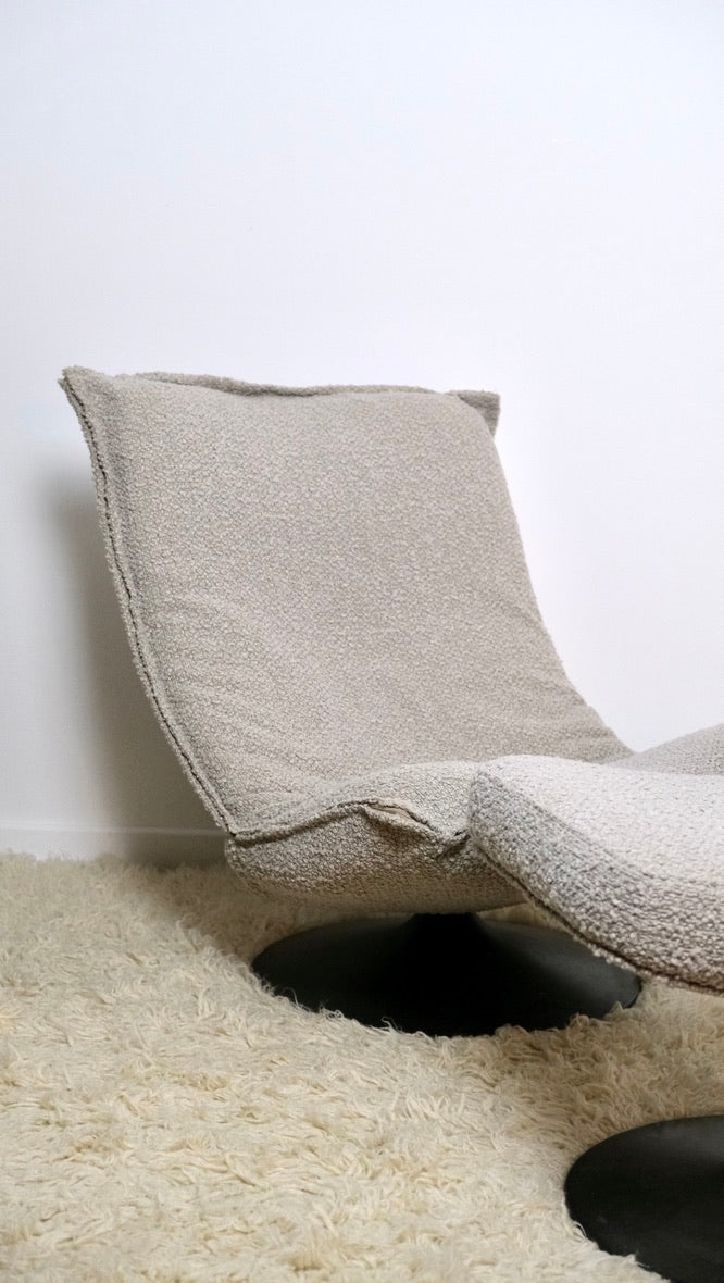 Fauteuil lounge et pouf Geoffrey Harcourt - Assises - La Nouvelle Galerie