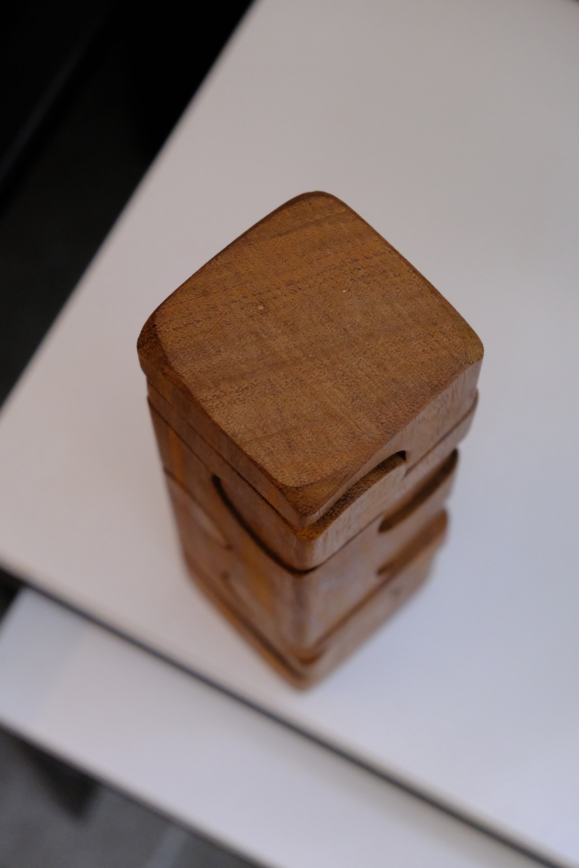 Sculpture puzzle en teck Brian Willsher - Objets d'art - La Nouvelle Galerie