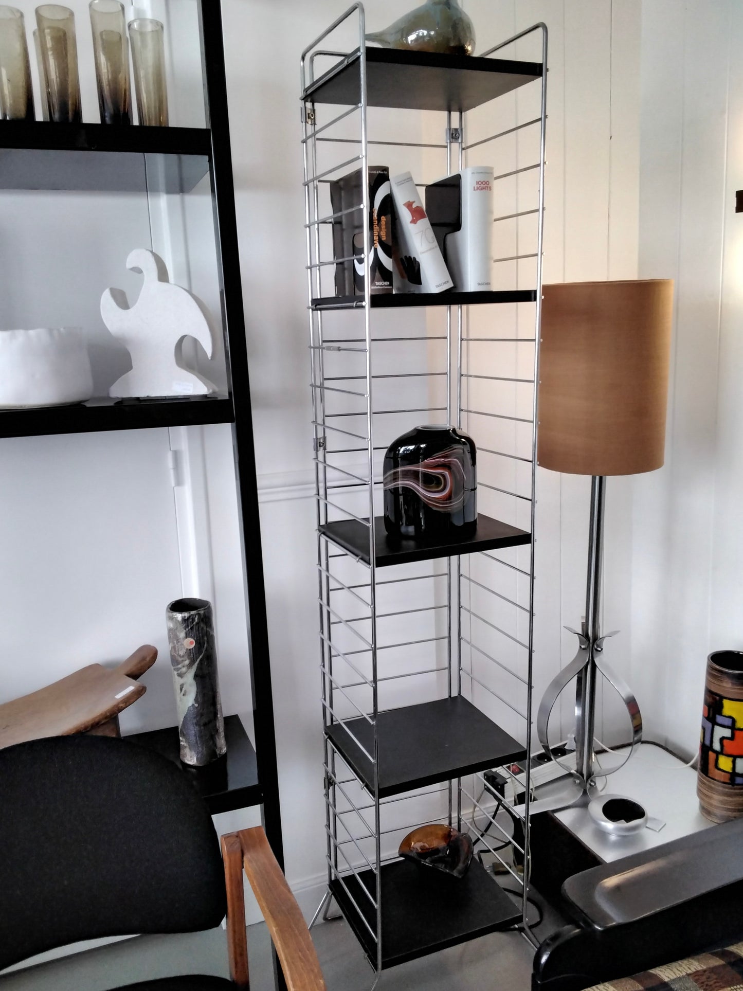 Etagère en métal années 70 - Meubles - La Nouvelle Galerie
